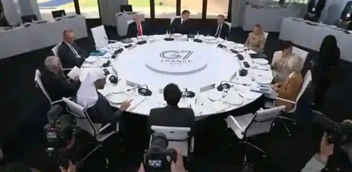 githeshe340's tweet photo. @KeKirwa Which table are you talking about https://t.co/hdBJA6xVWB