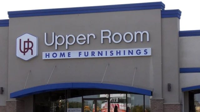 faiakacotton's tweet photo. เพิ่งรู้ว่าคนตั้งชื่อร้านupper room กันเยอะเลยนะเนี่ย https://t.co/Da5tgOLmde