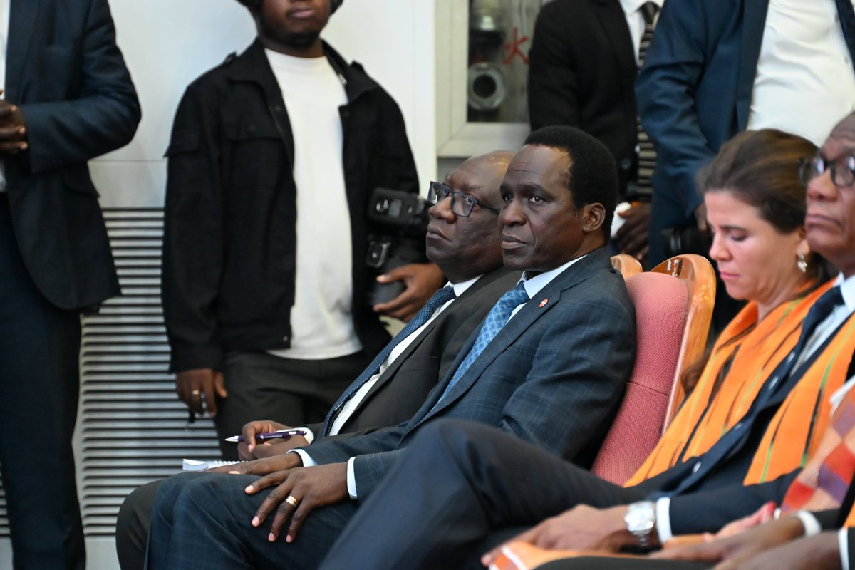 UnfpaCI's tweet photo. M. @kabore8saidou, Représentant de l'UNFPA, a pris part à l'ouverture de l'AG de l'AIRF &amp; aux Rencontres Économiques Francophones. Un des temps forts de la journée a été l’organisation d’un panel autour du thème : « La Francophonie, espace de stabilité et de croissance ? ». https://t.co/BrhZEXE2dp