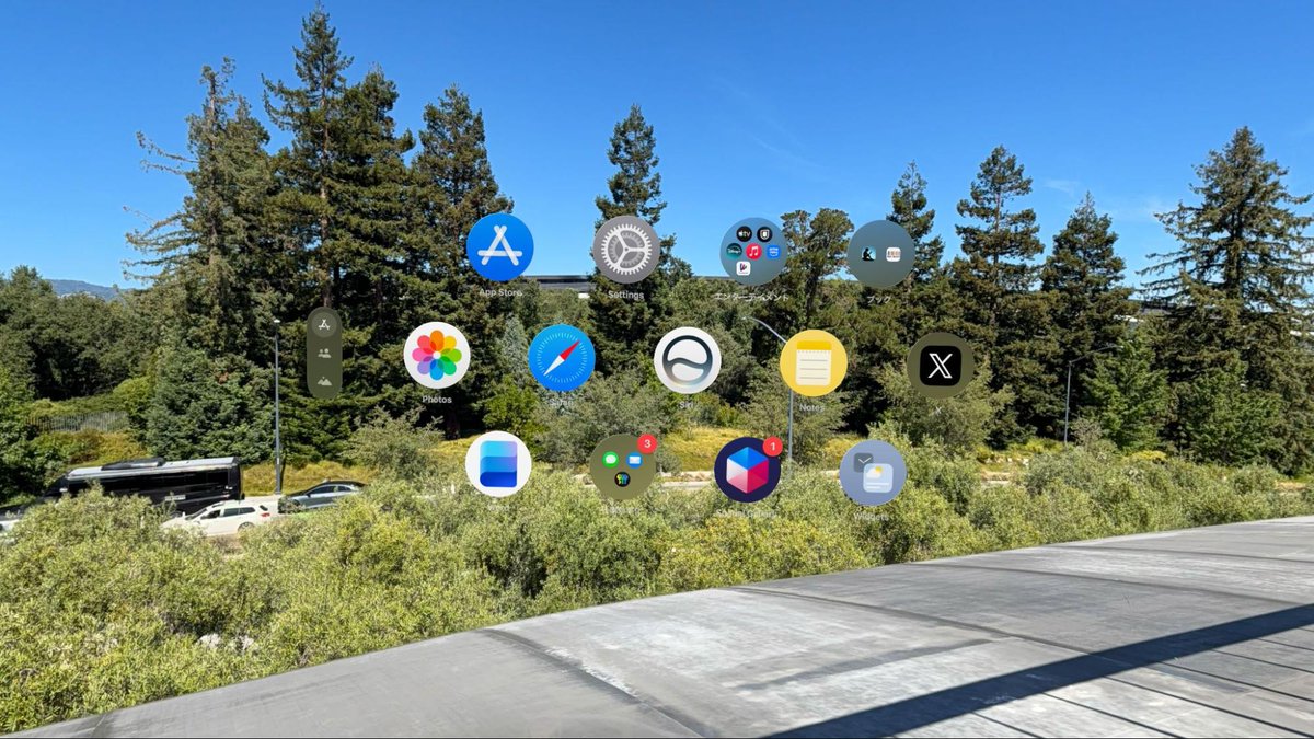 MoguLiveJP's tweet photo. 「visionOS 27」でApple Vision Proはどう成長するのか - MoguLive https://t.co/KYeDLTIrsh https://t.co/bzBOPKv8Vw