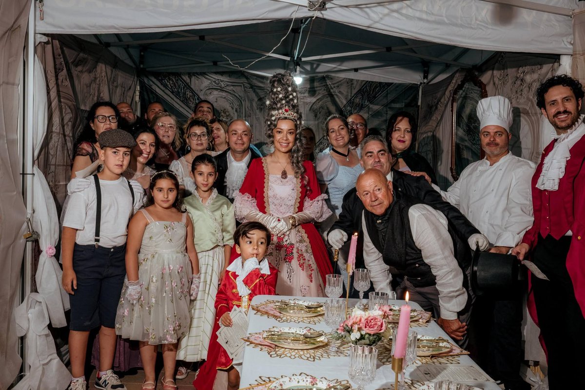 CorazonFiesta's tweet photo. 🥳 ¡Estamos de vuelta para disfrutar de nuestra particular ruta festera por la Región de Murcia!

Este sábado visitaremos el municipio de Alguazas para disfrutar con sus peñas de las fiestas patronales.

🕒 ¡No os lo perdáis a las 21:00 en @la7tele! https://t.co/z0KXAHRfpC