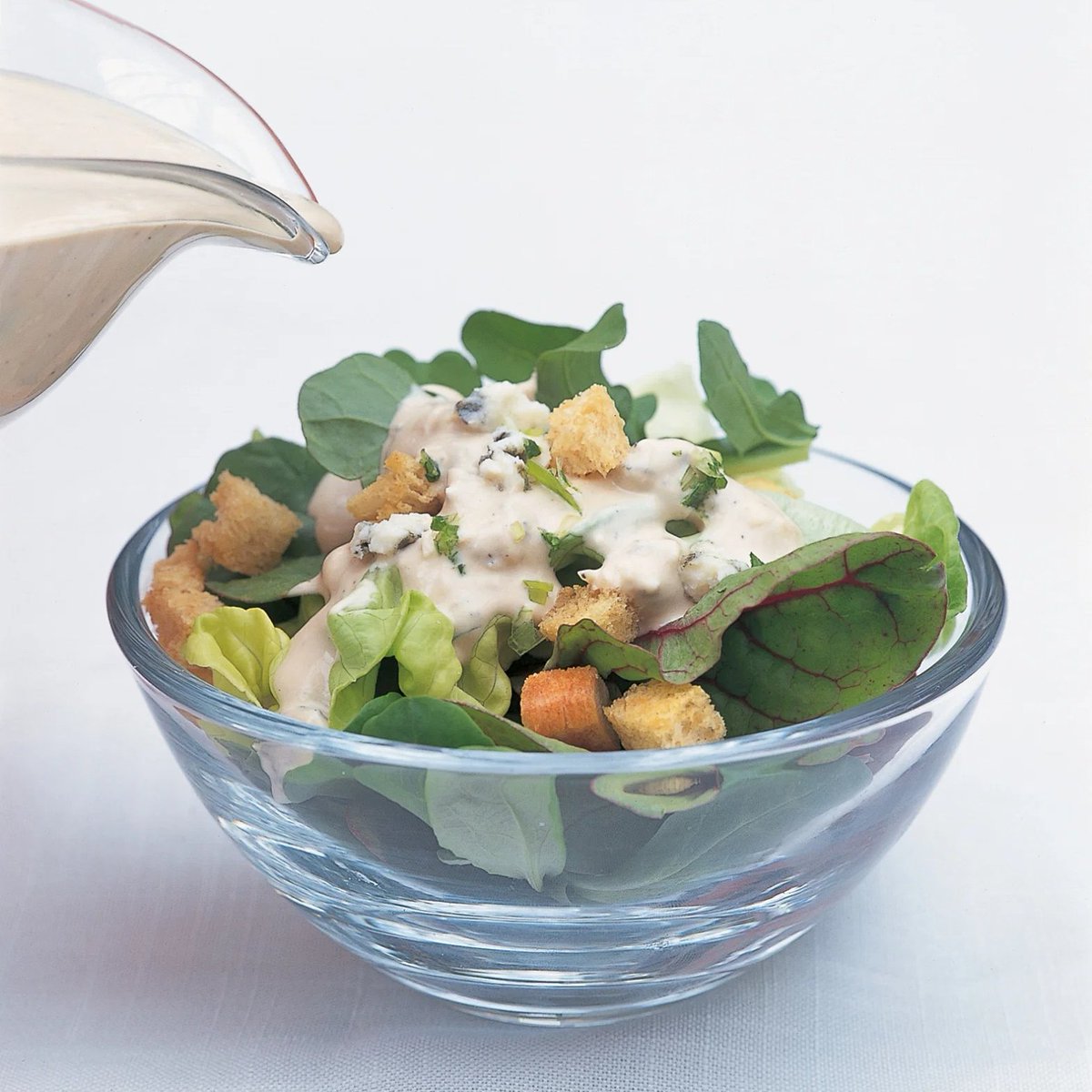 DeliaOnline's tweet photo. Recipe of the Day: American Blue-cheese Dressing
A great salad dressing can transform a dish, and this one certainly delivers.
https://t.co/Z1TxF6iTYJ
#RecipeOfTheDay #bluecheese #Roquefort #americanrecipes #dressingrecipes #mexicanandcaribbeanrecipes #saladdressings #easyentertaining #DeliaSmith 