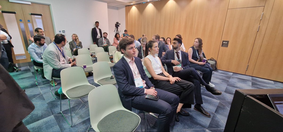 BSoT_UK's tweet photo. The BAUS NTN Portfolio Masterclass has kicked off! An excellent opportunity for delegates to gain practical advice on SpR applications.

@samio0o https://t.co/02McQun0ap