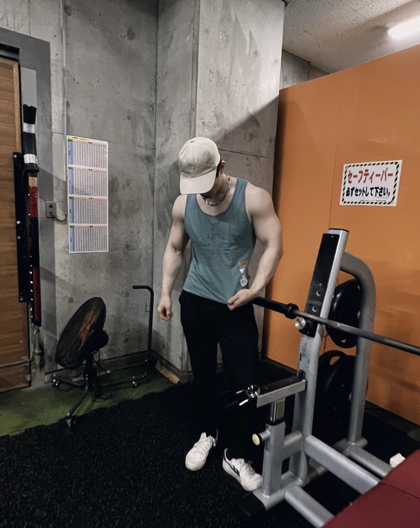 DarrenBuckle7's tweet photo. 毎日一番嬉しいことは、フィットネスを続けることです！ https://t.co/VZ3qeBkkyu