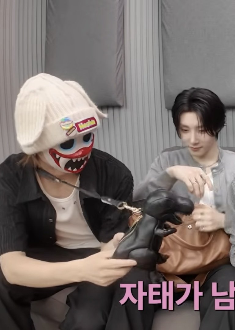 horizon_0708's tweet photo. 가격 보고 기겁했던 가방 https://t.co/fMrx0O0dy6