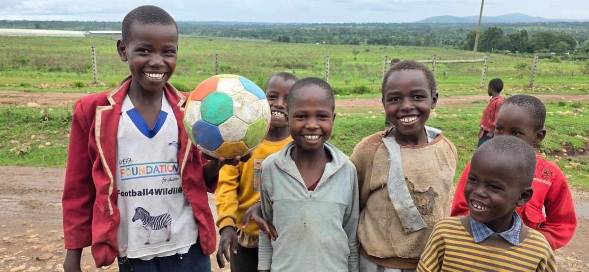 Water4WildOrg's tweet photo. Across manyattas, schools, and shopping centres in the Maasai Mara ecosystem, spontaneous street football games create simple but powerful moments where children can connect, stay active and enjoy themselves in a safe and positive environment. https://t.co/QPp7JyzypP