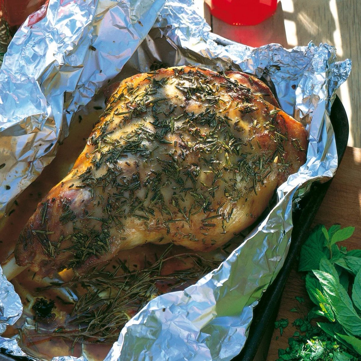 DeliaOnline's tweet photo. Recipe of the Day: Baked Lamb with Rosemary, with Redcurrant and Mint Sauce
Mid-summer is when lamb is at its very best, having benefited from months of sweet, young spring grazing.
https://t.co/BPHGwjzsDO
#RecipeOfTheDay #lambrecipes #rosemary #redcurrants #mintsauce #sundayroasts #maincourses #easyentertaining #DeliaSmith 