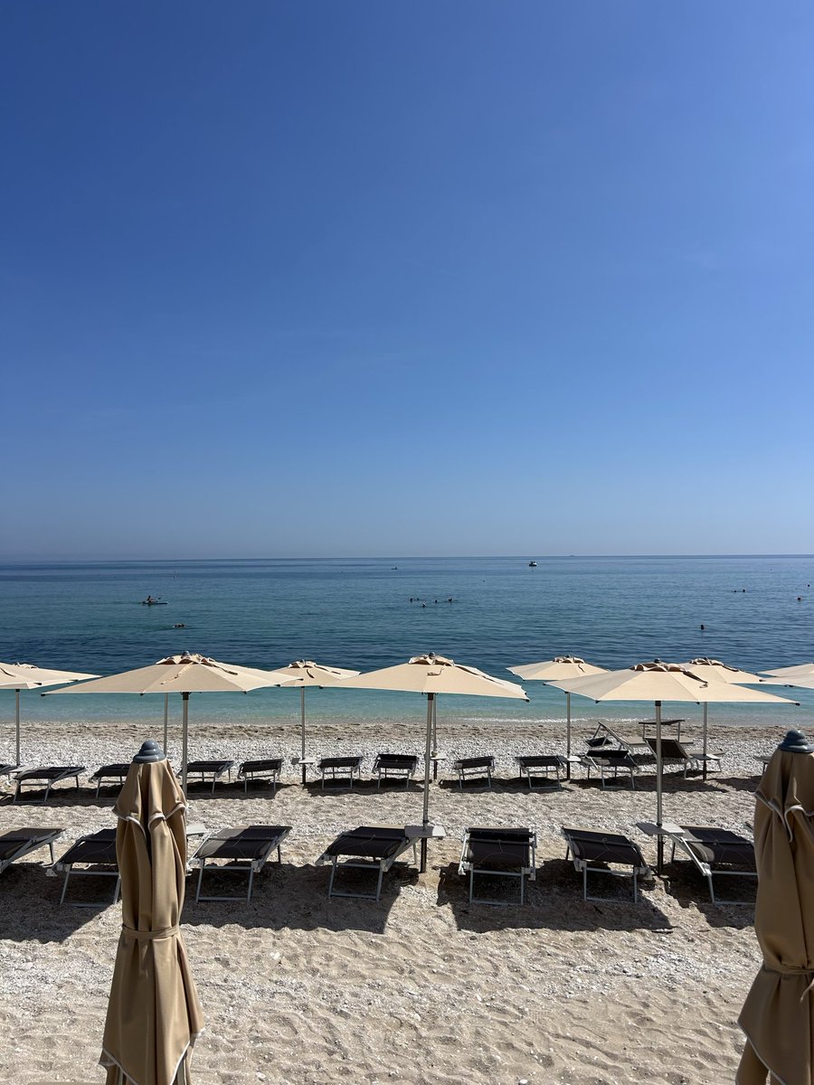 isotta_m's tweet photo. Ora sono veramente felice!!! 

#Portonovo https://t.co/oChMuD2Tml
