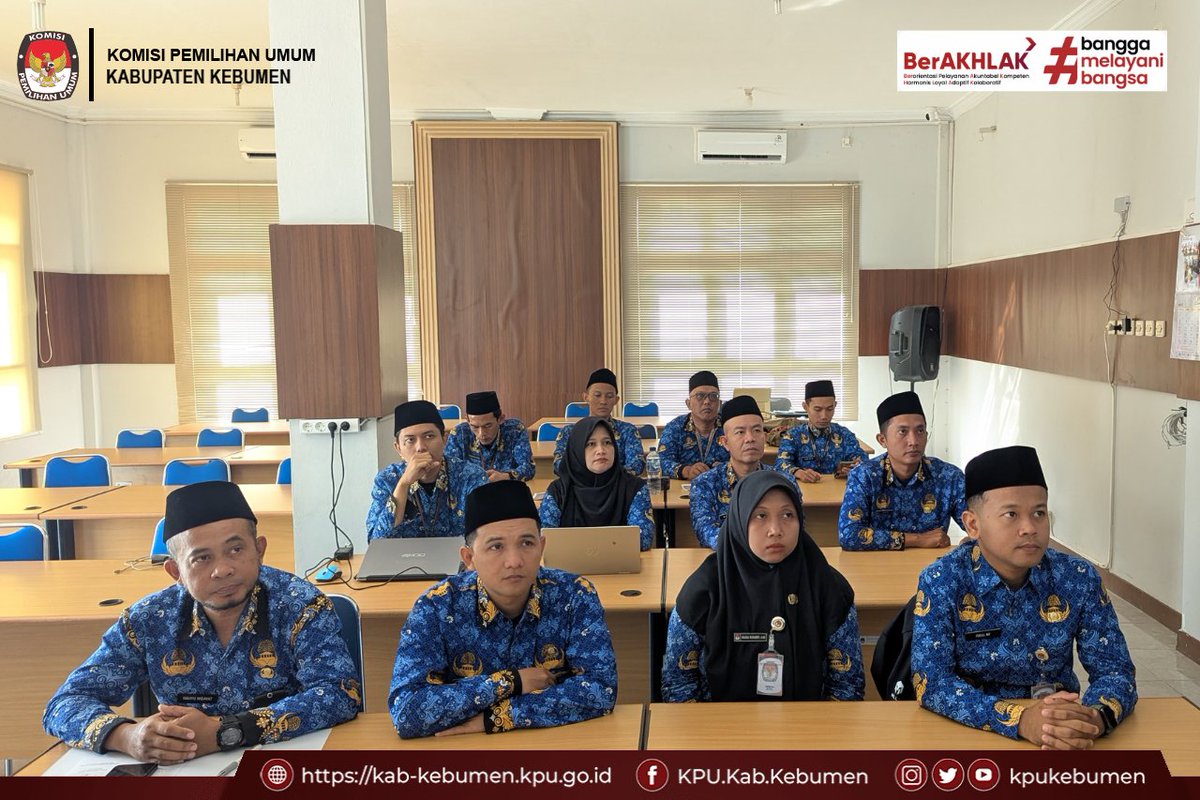 kpukebumen's tweet photo. #TemanPemilih, 

KPU Kabupaten Kebumen mengikuti Sosialisasi Penegakan Disiplin Bagi Pegawai Pemerintah dengan Perjanjian Kerja (PPPK) di Lingkungan Sekretariat Jenderal Komisi Pemilihan Umum pada Rabu, 17 Juni 2026. https://t.co/Go5FBGJoT0