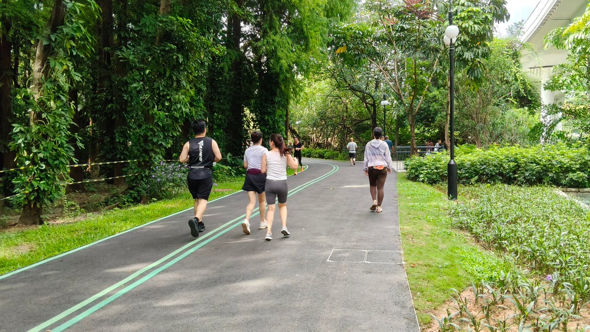 RonaldvQuekelbe's tweet photo. Join our neighborhood park clean-up this Saturday (9AM-12PM)! Bring gloves u0026 water—let’s spruce up our community together. Free snacks provided! https://t.co/pmbHA0uhh1