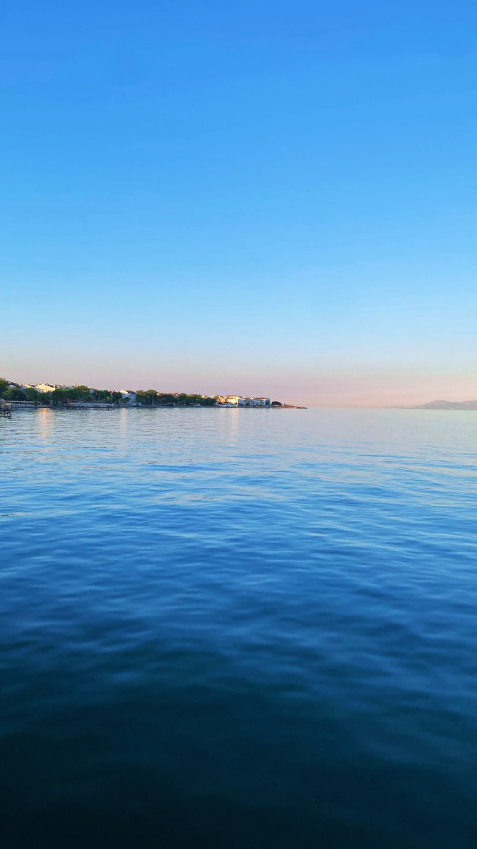 savamui's tweet photo. ben deniz insanıyım
✨🌊🪸🩵🦪🌅🌞🌊✨ https://t.co/81iQXGhaA9