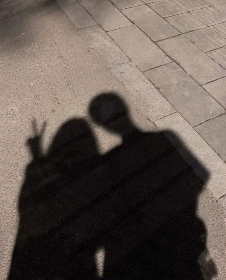 blmQAWEN's tweet photo. 10 years, 120 months, 3,650 days, and millions of beautiful memories shared with you👏🏻. Happy double-digit anniversary, sayang! Thank you for always being by my side. Here’s to the next decade of us! 🥂❤️

(Sengaja pake foto lama biar tau 10 tahun ngapain aja) https://t.co/bf4tvklaVA