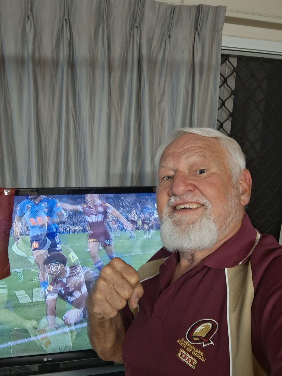 sam46able's tweet photo. QUEENSLAND  MUST WIN THIS GAME https://t.co/pjAyrgp1wZ