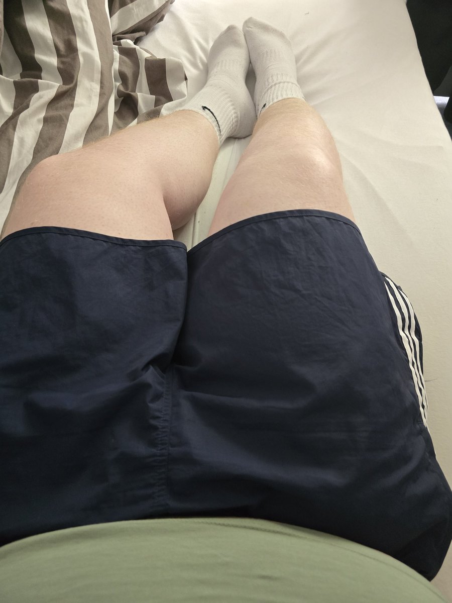 Sveniii83's tweet photo. Chilltag
#gay #gaytwt #gaysocks #gaywhitesocks #gaychubby #gaygerman https://t.co/Ftd5ynfFtm