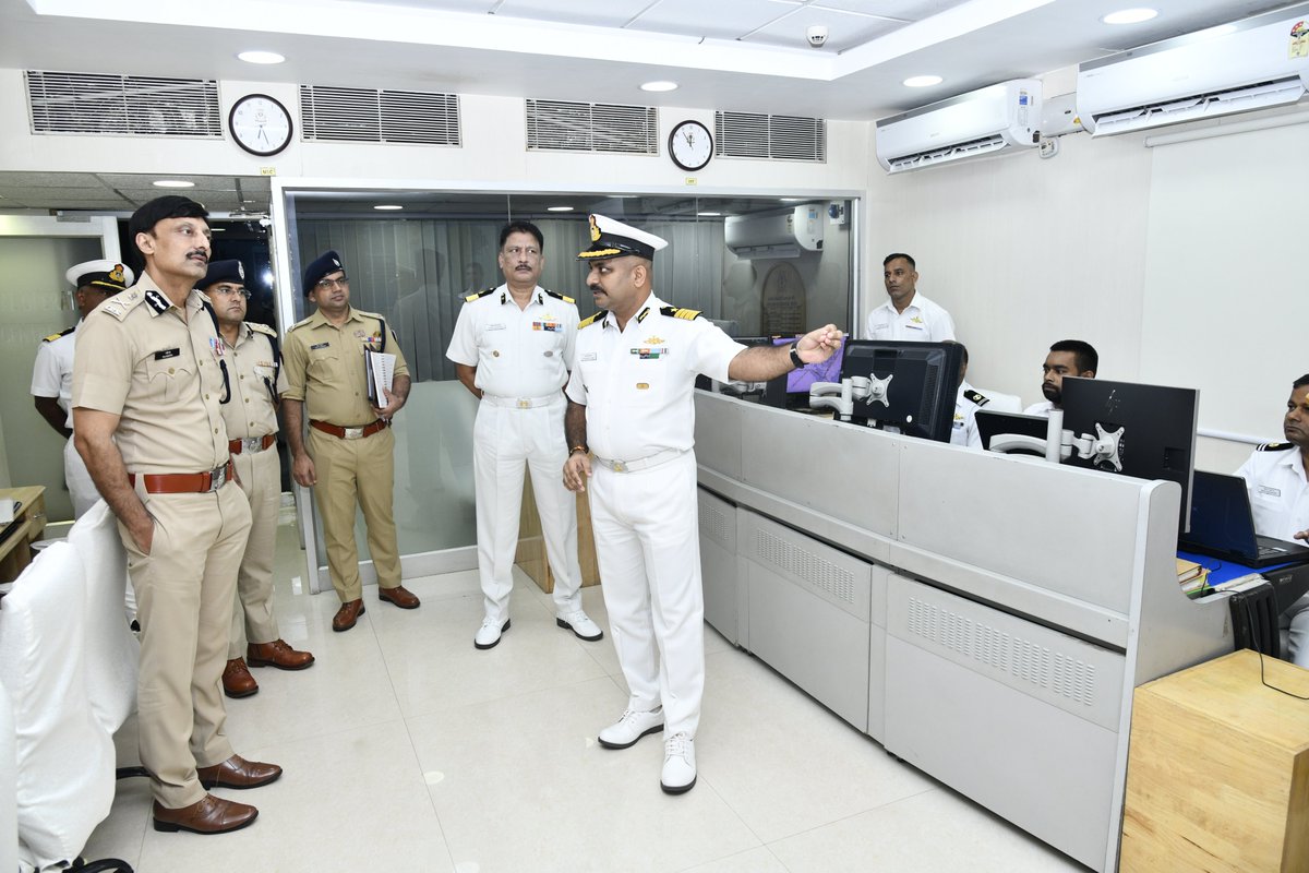 AndamanPolice's tweet photo. Shri Ravindra Yadav, IPS, @DGPANIslands, visited the Coast Guard Headquarters and was briefed on the Indian Coast Guard's operational capabilities, maritime surveillance framework, and strategic role in securing the nation's maritime frontiers.

The visit included interactions with senior Coast Guard officers and a tour of key operational facilities, including the Operations Room and MRCC. Appreciating the professionalism and operational readiness of the force, the DGP emphasized the importance of continued synergy between the Indian Coast Guard and A&N Police in strengthening maritime security across the Islands.

He also conveyed his appreciation for the warm hospitality and excellent arrangements made by the Coast Guard team.

#AndamanNicobarPolice #IndianCoastGuard #MaritimeSecurity #AndamanNicobarIslands #NationalSecurity #InterAgencyCoordination 

@MediaRN_ANI @Ravindra_IPS @IndiaCoastGuard  @Andaman_Admin