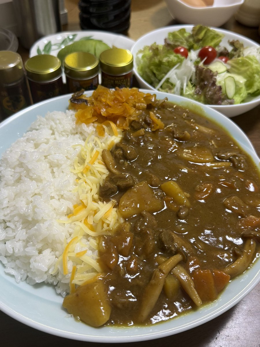 gdtop_bb's tweet photo. 【定期】
おかんのカレーは世界一 https://t.co/cMXmvo8FCD