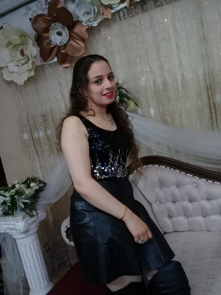sharmotah31's tweet photo. شرموطة سورية https://t.co/bGne0sfFTP