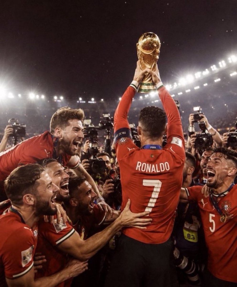 Cr7__Kb9's tweet photo. اليوم البداية الفعلية والحقيقية لكأس العالم ، وبداية المشوار لتحقيقها 

يارب يارب يارب 🤲🏆🇵🇹❤️ https://t.co/HuPVfIRWQD