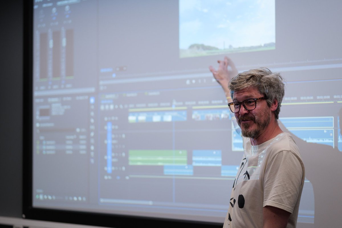 GCVA_Mcr's tweet photo. After shooting their mini-projects, Short Course in Ethnographic Documentary students took to the editing suites to complete their short films!
#documentary #shortcourse #summercourse #gcvaalumni https://t.co/C8hDKKdT7L