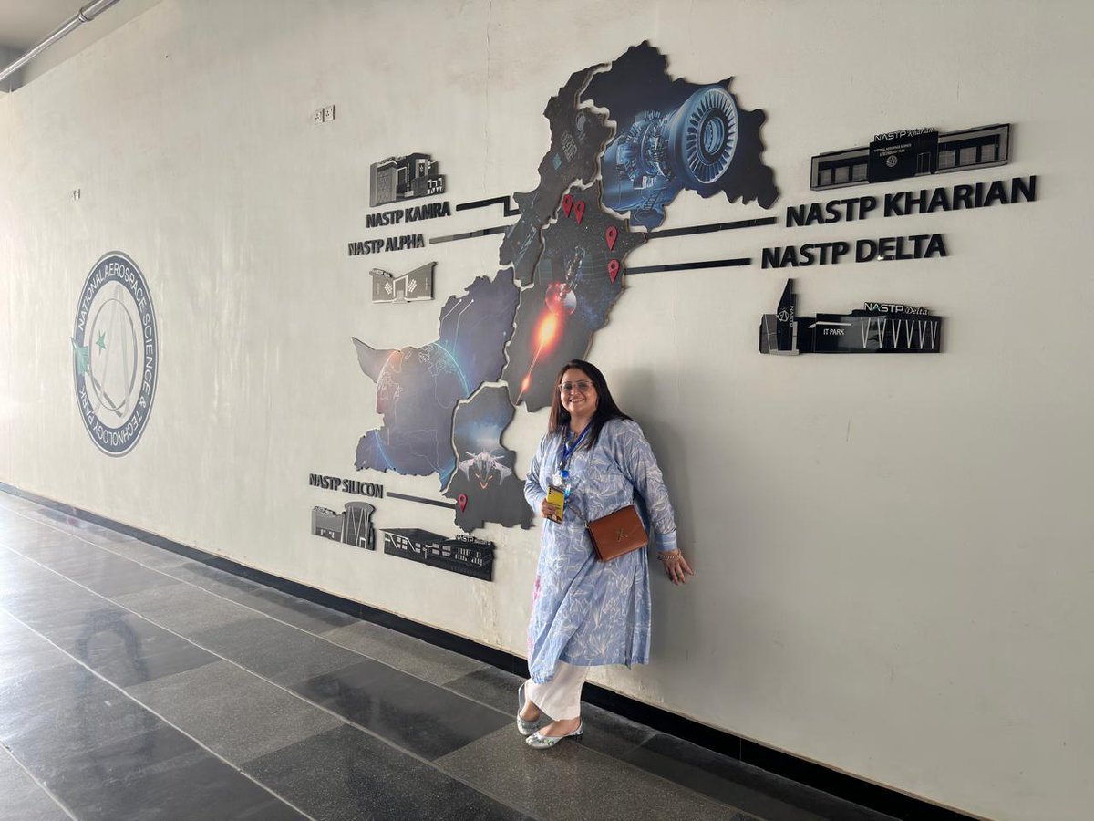 SaddiaMazhar's tweet photo. Impressed by my visit to NASTP Karachi ,  a remarkable initiative shaping Pakistan’s digital future. From technology and innovation to entrepreneurship and e-commerce, the ecosystem is creating opportunities for young minds to learn, build, and lead. Investing in our youth today means building a stronger, more competitive Pakistan tomorrow. 🇵🇰

#NASTP #Karachi #Innovation #DigitalPakistan #Entrepreneurship #Ecommerce #YouthEmpowerment #Technology