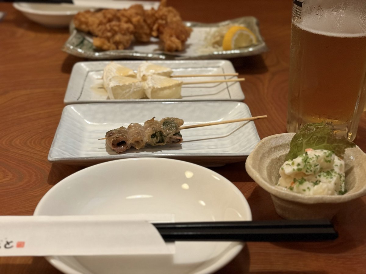 saay_118's tweet photo. 𓂃🍺
・
ごっちゃん、契約更新ありがとう！
本日急遽、宴です🍻
・
#vvaren https://t.co/1GNKV62CH2