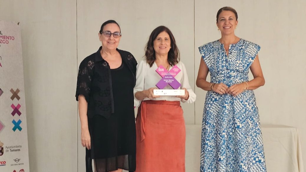 ibis_sevilla's tweet photo. 🔴NEWS |

"La investigadora @emmamotrico galardonada en la II edición de los Premios al Emprendimiento y Liderazgo Femenino de la provincia de Sevilla"

+ INFO ➡️https://t.co/KYlbZzjOyA https://t.co/tIaJFNnP0b