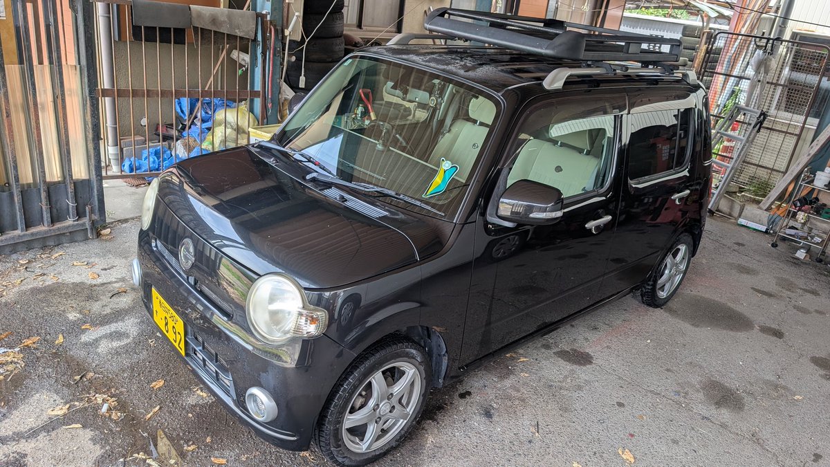 koroch_RPS13's tweet photo. #車売ります 

ミラココア
平成22年式
16万キロ台
車検令和9年1月まで

ルーフキャリア付❗️

ETC、テレビ見れるナビ付き
普通の車すぎて全部普通に動く

初心者マークあげます🔰

愛知から！

12万円

別途実費で陸送も可能！ https://t.co/DQy5spDjh2