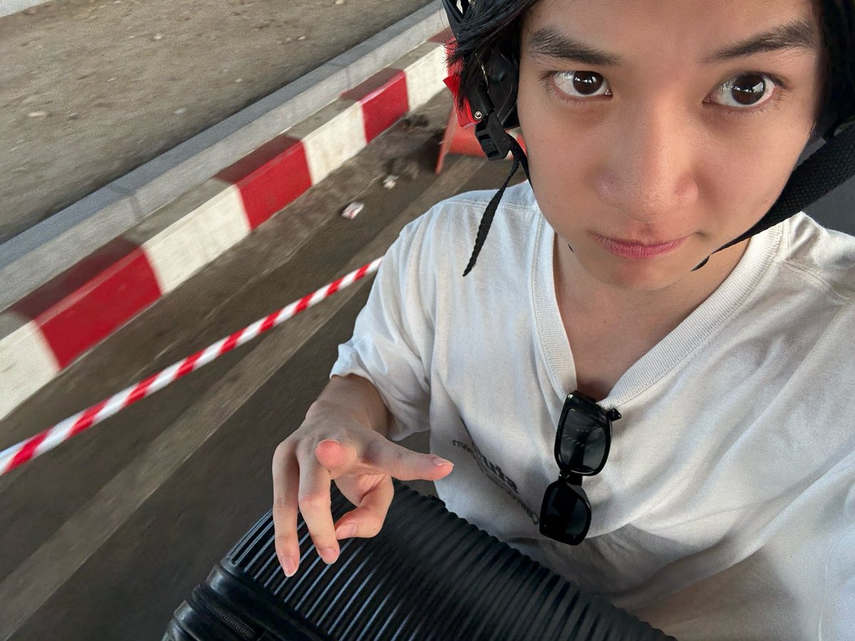 aston_lv's tweet photo. and that’s a wrap ✌🏻
#GMMTVOuting2026 https://t.co/07ZXOi9BFq