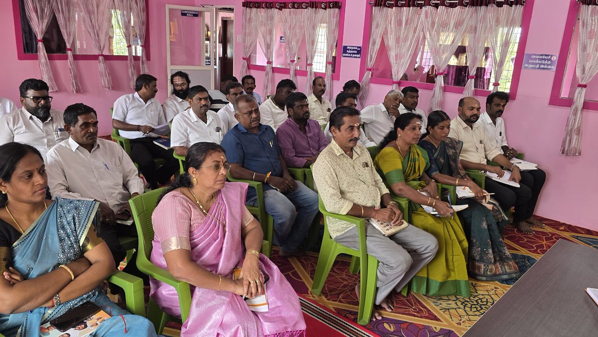 meenadevbjp's tweet photo. இன்று கன்னியாகுமரி கிழக்கு மாவட்ட பா.ஜ.க. அலுவலகத்தில், மாநில, மாவட்ட மற்றும் ஒன்றிய அணி நிர்வாகிகளின் சிறப்பான ஆலோசனைக் கூட்டம் நடைபெற்றது. கட்சியின் அடுத்தகட்ட நகர்வுகள் குறித்து விவாதிக்கப்பட்டது! https://t.co/bvazCvq783
