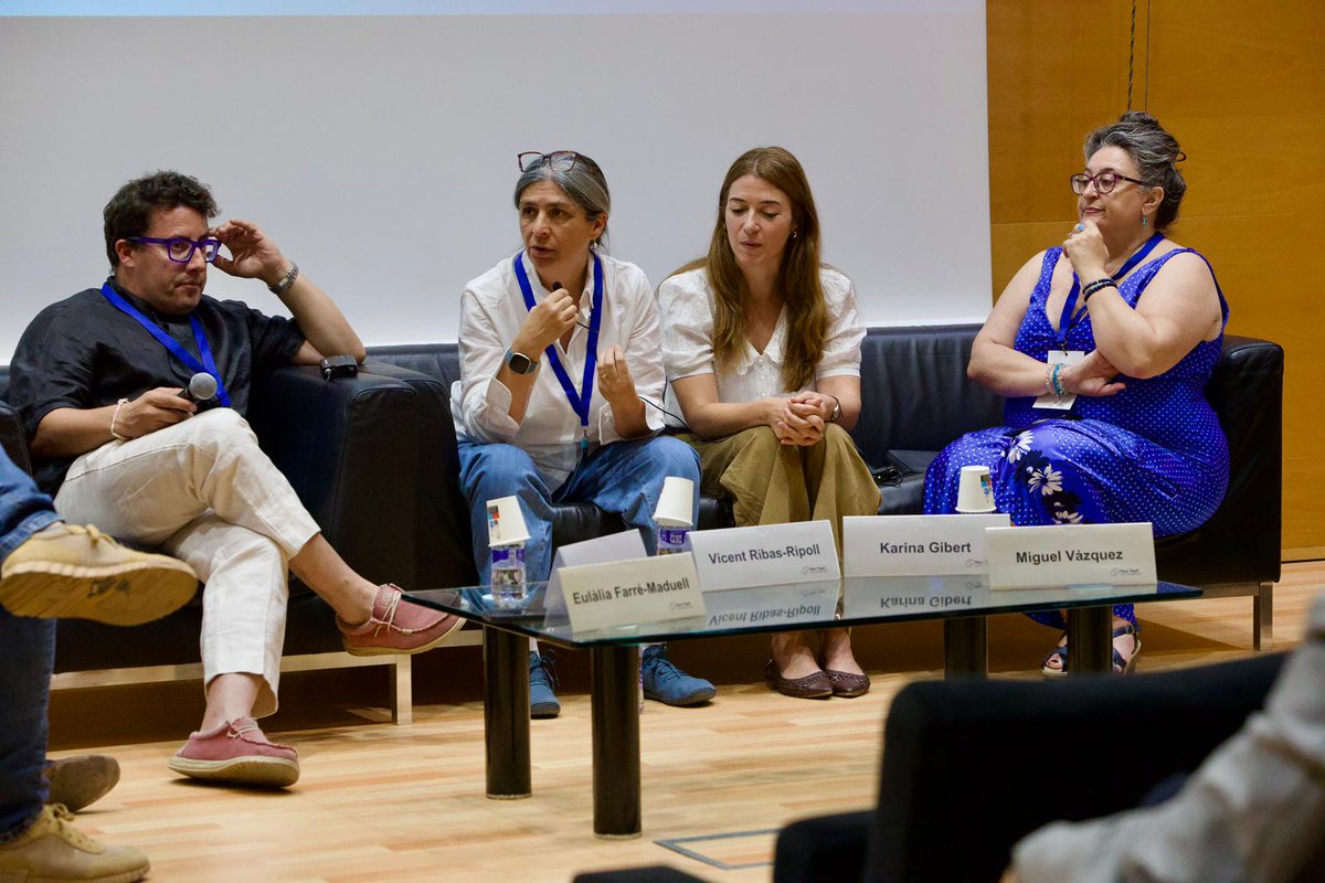 I3ptT's tweet photo. ¡Seguimos avanzando en la 2ª jornada de #THAIS2026 con temas muy candentes!

La IA promete transformar la salud, pero una pregunta sobrevuela algunos debates: ¿la velocidad de adopción está siendo mayor que nuestra capacidad para validarla, regularla e integrarla de forma segura? https://t.co/fygmjzlkSf