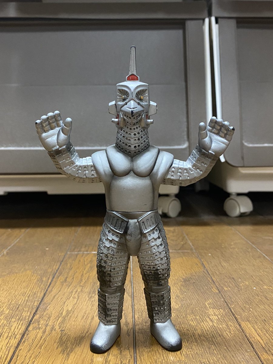 ウルトラマンメビウス第11話はミクラスに続く第二のマケット怪獣として