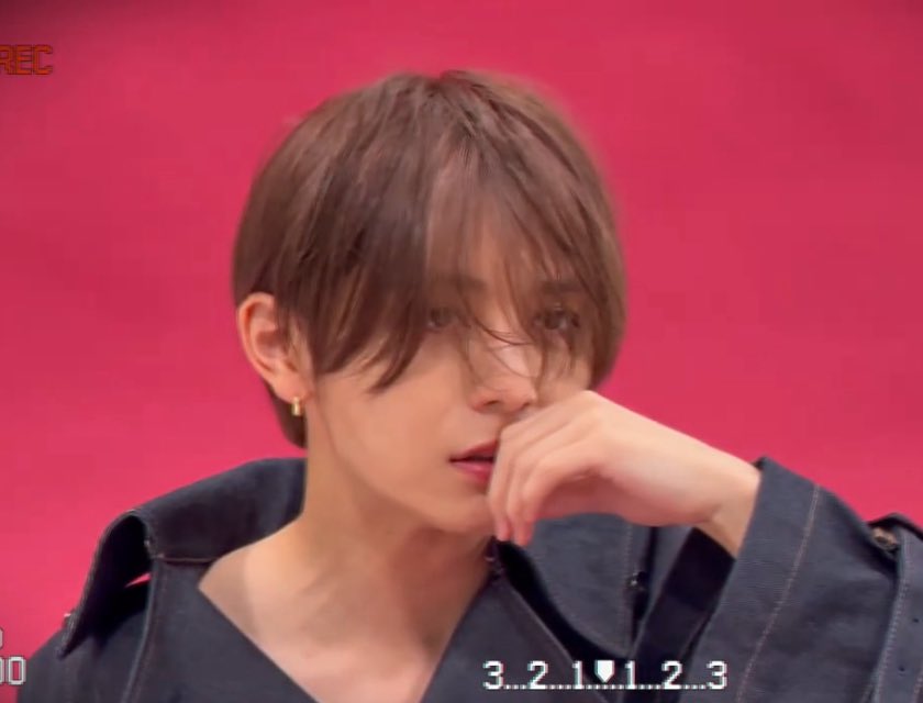 7QOOc9scy2rqyPB's tweet photo. どんなグラドルよりえろいやろこんなもん

余裕で勝つ←

前髪から覗くその目が……
がはっっっっ←

首の筋と手の腹たまらんな←癖 https://t.co/ariUwd4tBu