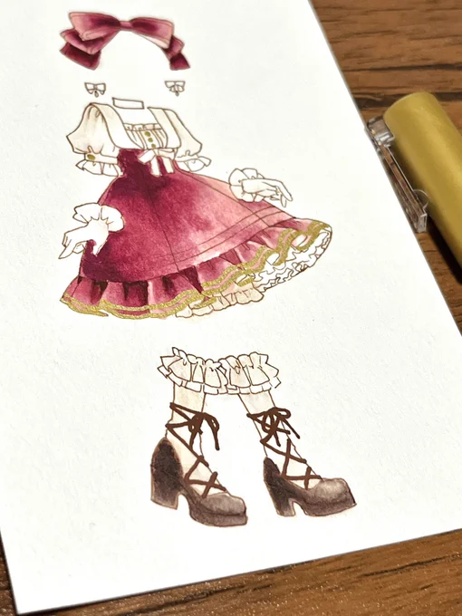 今夜は昨夜の投稿のアナログ作品仕上げて行くよ おめかしして可愛くしていく 展示会で展示するのでぜひ見に来てね〜!