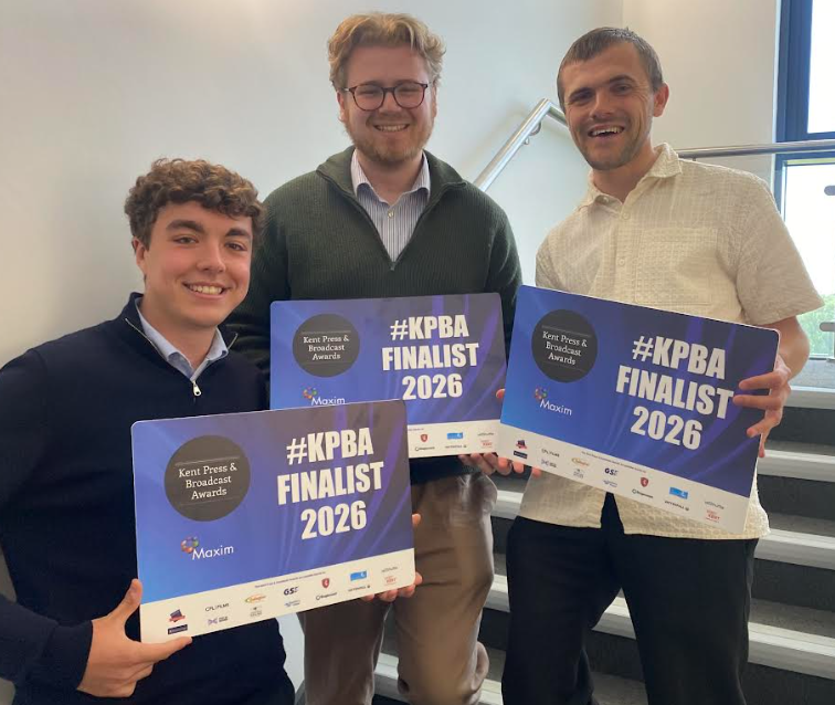 FHExpress's tweet photo. 🗞️ We're delighted to be nominated for a #KPBA at this year's awards ☺️

@FHExpress has made the Newspaper of the Year shortlist, while @ake1r is up for New Journalist of the Year

Thank you, @Maxim_PR! https://t.co/CRx7pOoJge