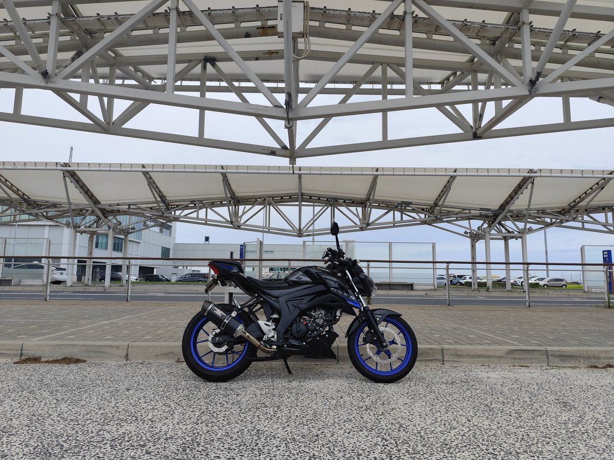 fromN9S's tweet photo. オイル交換した🏍️
梅雨明けが待ち遠しい https://t.co/4ogAOngTPc