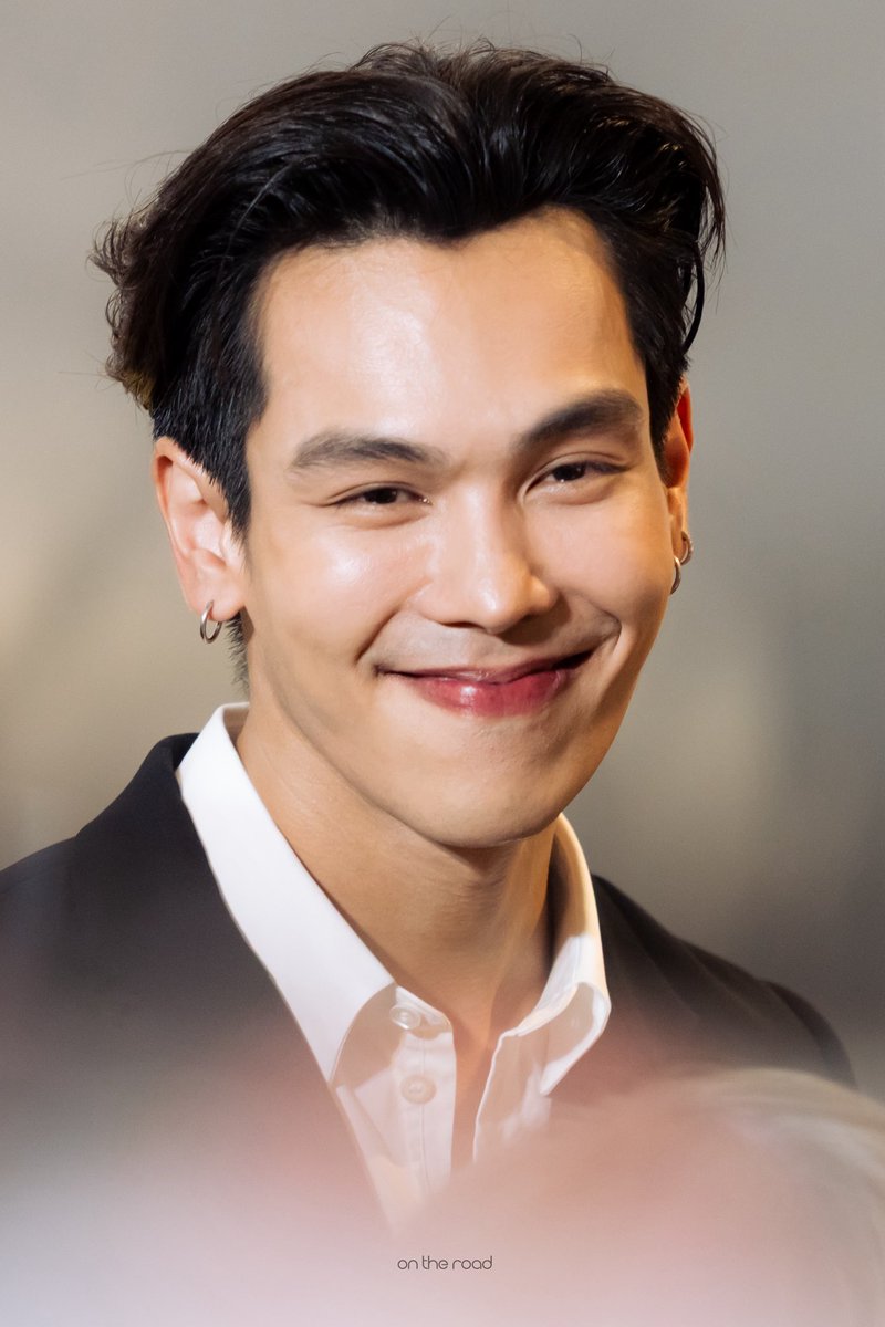 ontheroadno5's tweet photo. 170626

😆

—————

TRE AT LONGINES CTW
#LonginesTHxTRE #treporapat https://t.co/G6RB8WFEUZ