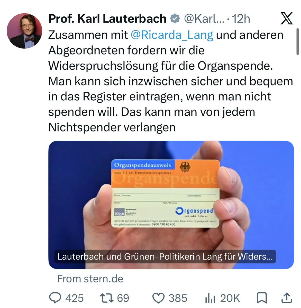 docbrandenburg's tweet photo. Ärztliche Warnung: “Organspende” vom Toten existiert nicht. Jeder sollte Widerspruch festhalten!

Karl Lauterbach will von jedermann “verlangen” seine Organe noch zu Lebzeiten zu geben - wenn man nicht rechtzeitig widersprochen hat.

JEDER sollte bis zu seiner endgültigen Entscheidung über das Thema SOFORT sicherheitshalber einen formloaen schriftlichen Widerspruch zur Organentnahme vor Feststellung seines Todes anhand der sicheren Todeszeichen (kein “Hirntod”) festhalten. Diesen sollte man bei engen Verwandten oder Freunden hinterlegen oder -noch besser- als Teil einer umgassenden Patientenverfügung. Nur so ist man vor Ũbergriffen vom Typ Lauterbach geschützt.