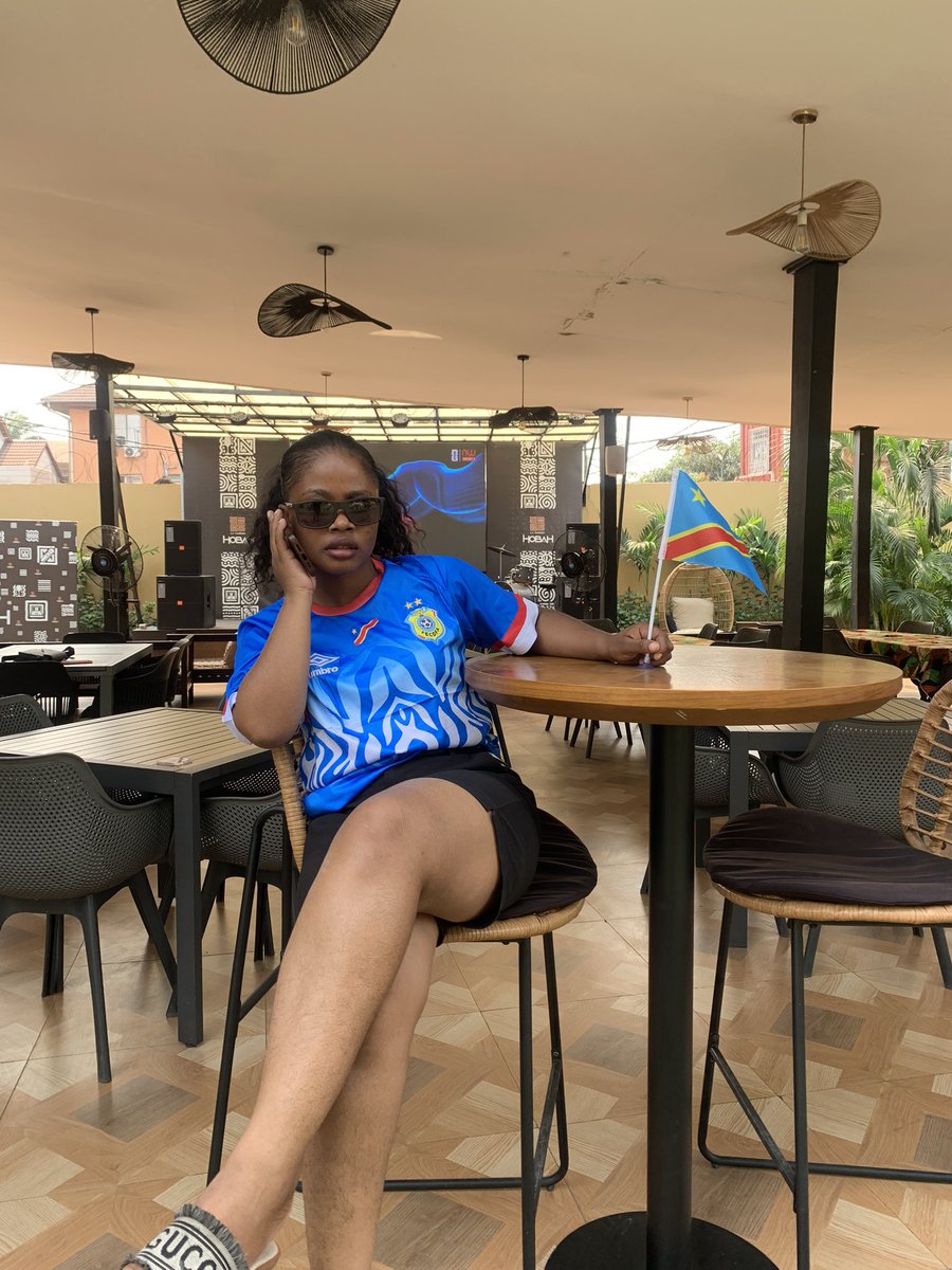 yasikablt's tweet photo. Bana monde entier la mondialiste svp 
Afrique mon continent 
Rdcongo mon pays 
Léopard 🐆 mon équipe 🇨🇩🇨🇩😍☺️
#FIFAWorldCuo #leopardrdc #congo https://t.co/H3M9Cvg9Bg