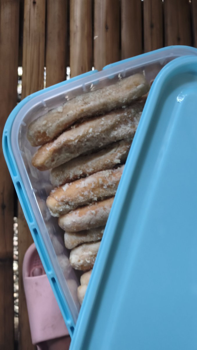 🐱🐾PLS HELP RT 📌 DONUTS 4SALE 🍩 tweet media