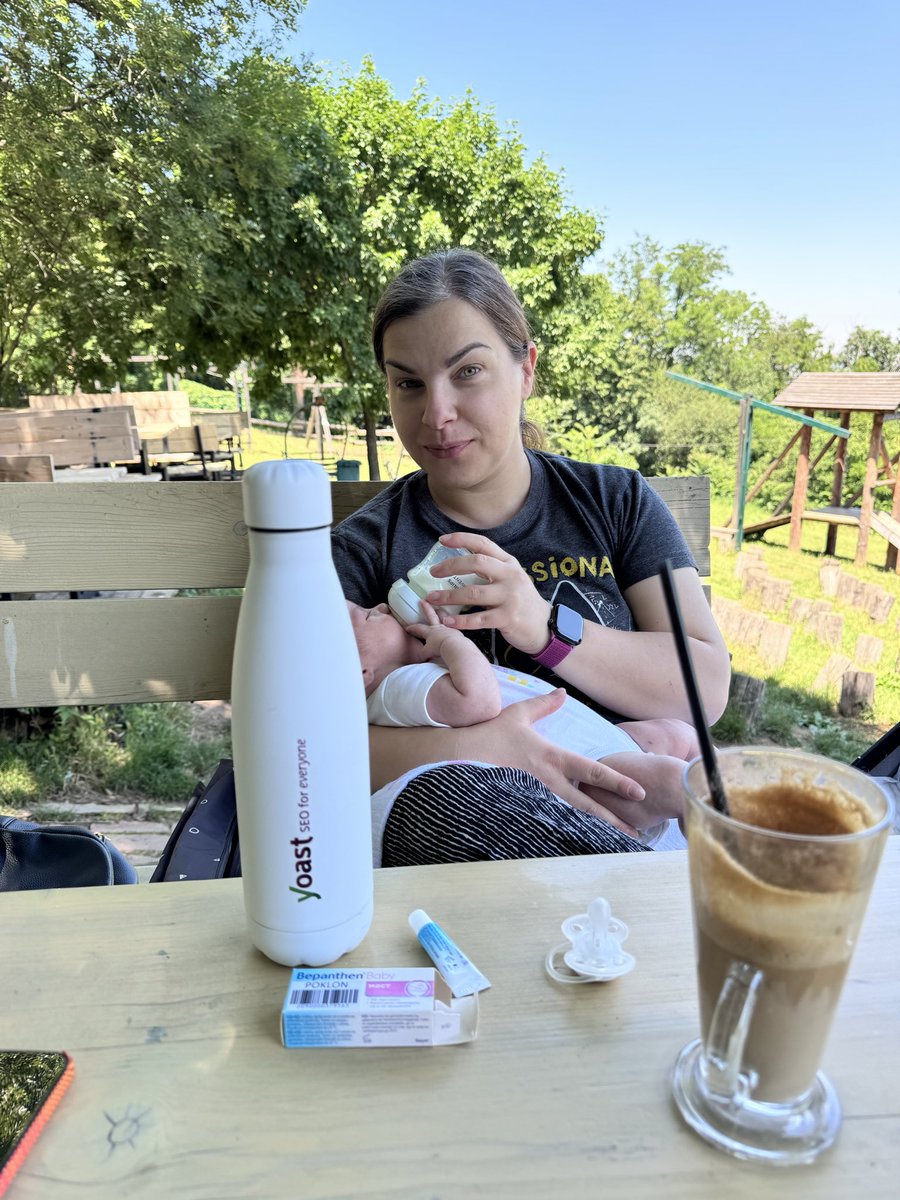 kutija's tweet photo. Thank you @bluehost and @yoast for helping with this feeding session 🤣 https://t.co/Cgqo4gtWP8