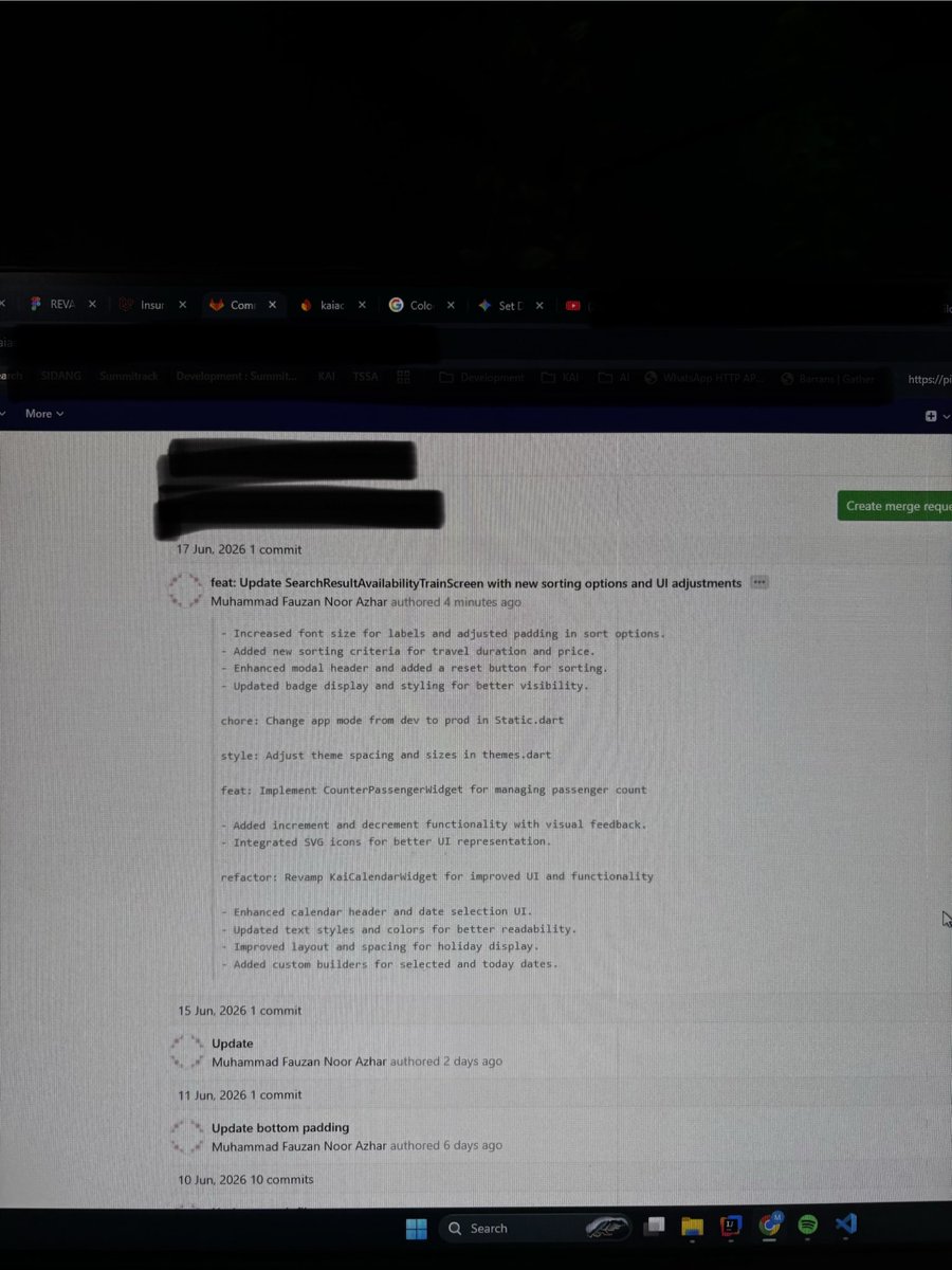 kangNgoding's tweet photo. Udah ga usah nulis lagi commit message, indah sekali pekerjaan ini ♥️

Btw ada AI yang bisa bantu buat analisis sekaligus kasih nama variable yang sesuai context ga? https://t.co/yLKLdwAQpr