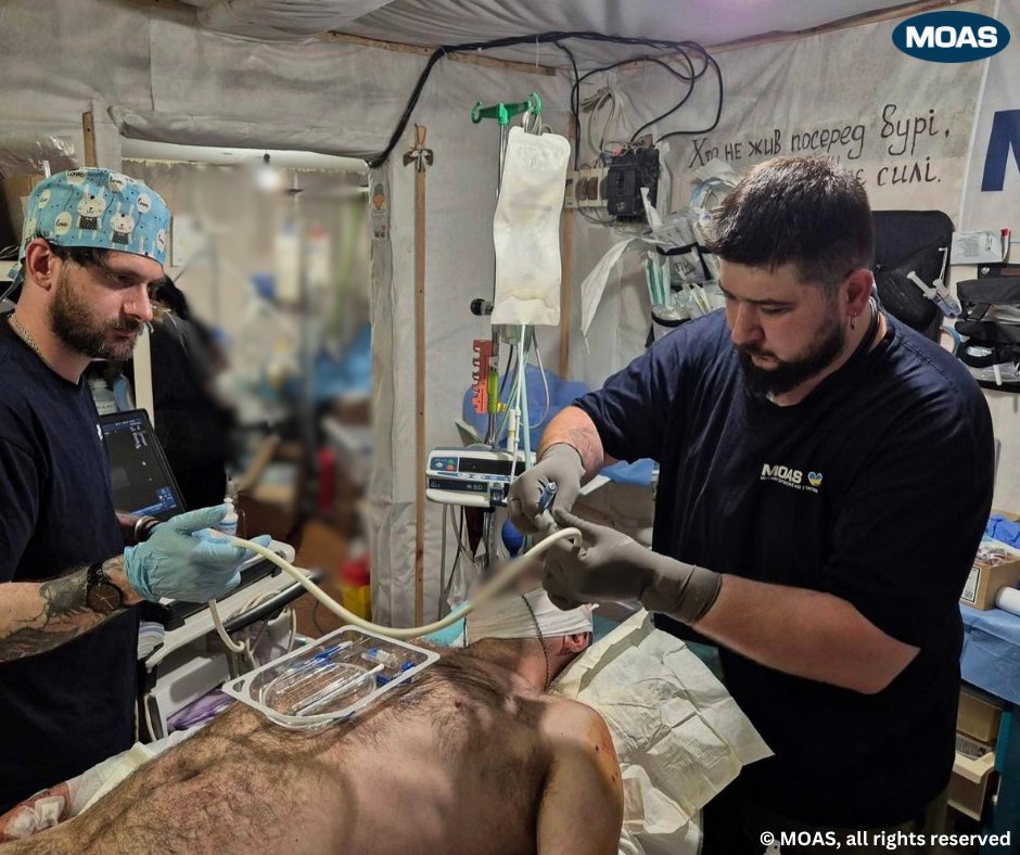 moas_eu's tweet photo. 🔴 While on combat duty, a serviceman sustained life‑threatening injuries after enemy shelling. #StoriesFromTheFrontline  

🚑 Every coordinated action, every minute, can help save a life.  

#MOASMissionUkraine #FrontlineCare #SavingLives #MedicalEvacuation https://t.co/Qj1XqOAC1a