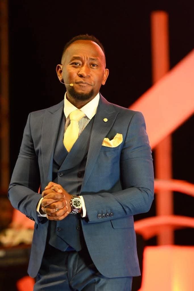 Stanley20378702's tweet photo. The greatest prison isn't made of iron bars.
It's living your entire life based on: "What will people say?"
#ProphetElvisMbonye https://t.co/iWeWuebZrX