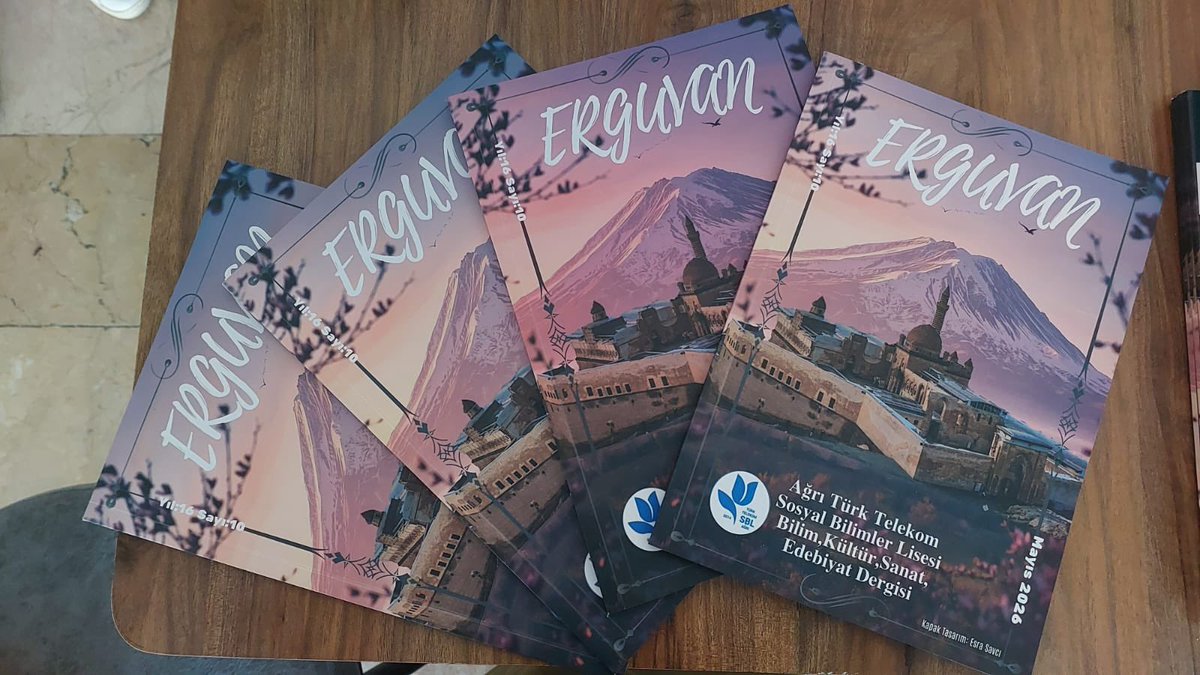 ttsosyalblmler's tweet photo. Erguvan Dergisi çıktı🎉
Büyük bir heyecanla beklediğimiz okulumuzun dergisi çıktı! Öğretmen ve öğrencilerimizin yeteneklerini,düşüncelerini ve çalışmalarını yansıtan bu güzel eserin ortaya çıkmasında emeği geçen herkese teşekkür ediyor, keyifli okumalar diliyoruz.
@agri_mem_arge https://t.co/JyX1MATDIT
