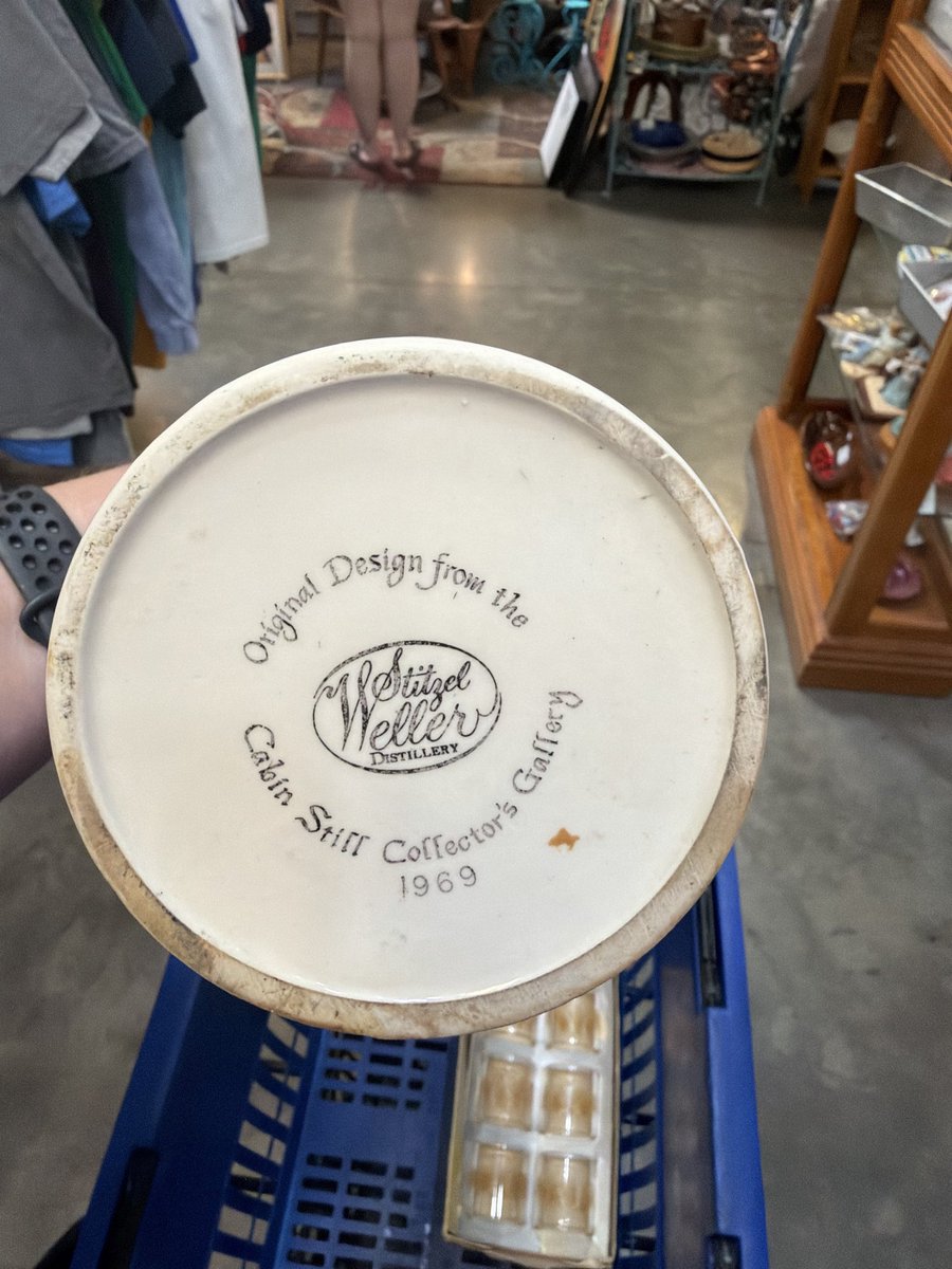 LT_Hyman's tweet photo. @FredMinnick rate the find on a scale of 1-5 ascots https://t.co/K2BTIfmbBD
