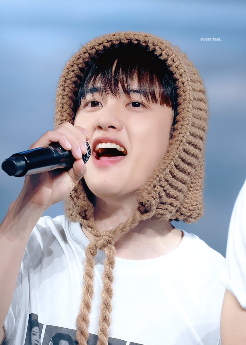 simkndoh's tweet photo. น่ารักใจเจ็บไปหมดเลยว่ะ 😭😭😭 https://t.co/t4D5ABMcLU