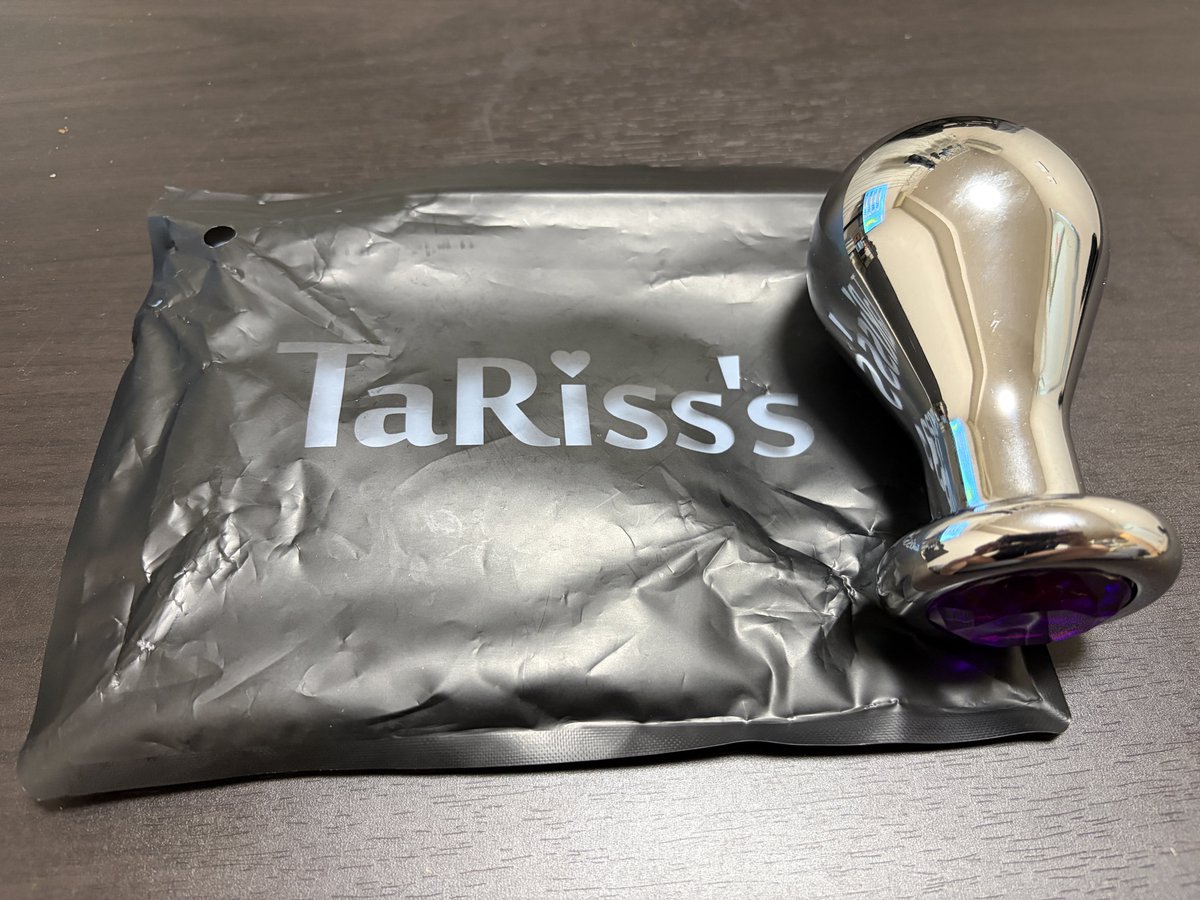 breakpoint1919's tweet photo. TaRiss'sのアナルプラグ（62mm×113mm）をお迎えしました！✨
材質がメタルなので入れるのに苦労するかと思ったが、すんなりアナルにinできた。
今夜はこれを仕込んで寝てみるかな。
#TaRiss’s https://t.co/PLOmEIc1QY