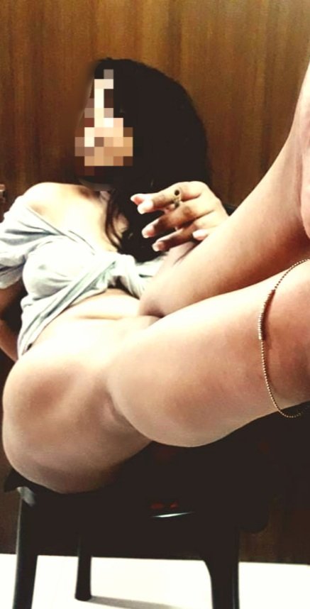 SHC_Niketan's tweet photo. Not letting a perfect off day like this go to waste...looking for the perfect man to join me in a steamy fun evening! Anyone in or around Banani D.O.H.S DM ASAP! https://t.co/vaR3qeWwqU