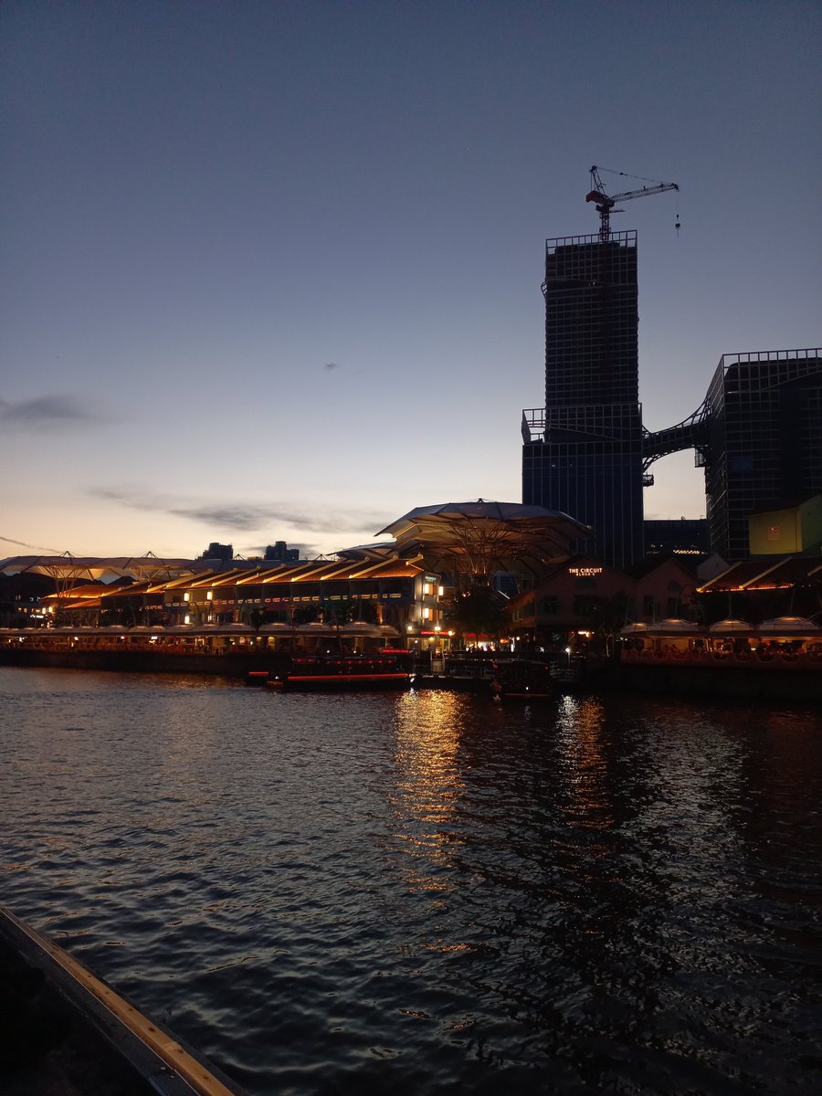 rak_und's tweet photo. Jalan" ke Singapura eaaa https://t.co/9So1feHX5d