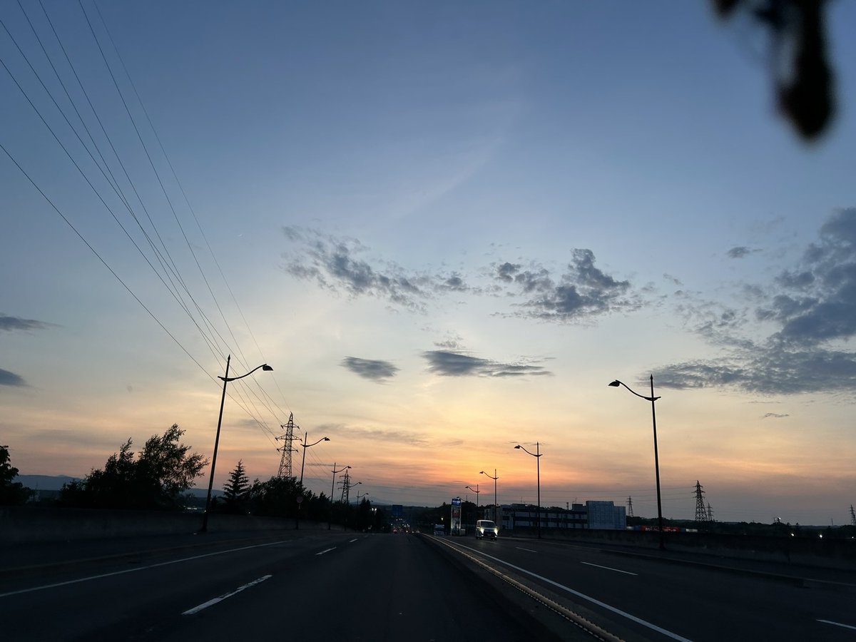 YsQtp's tweet photo. イマソラ https://t.co/MicvWumyiu